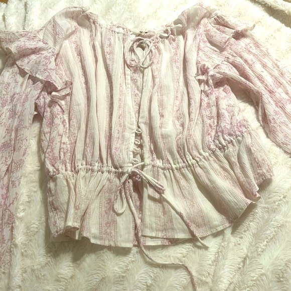 Free People Flounce Sleeve Sheer Boho Hippie peasant Blouse Top Ruffle Feminine - Picture 3 of 8